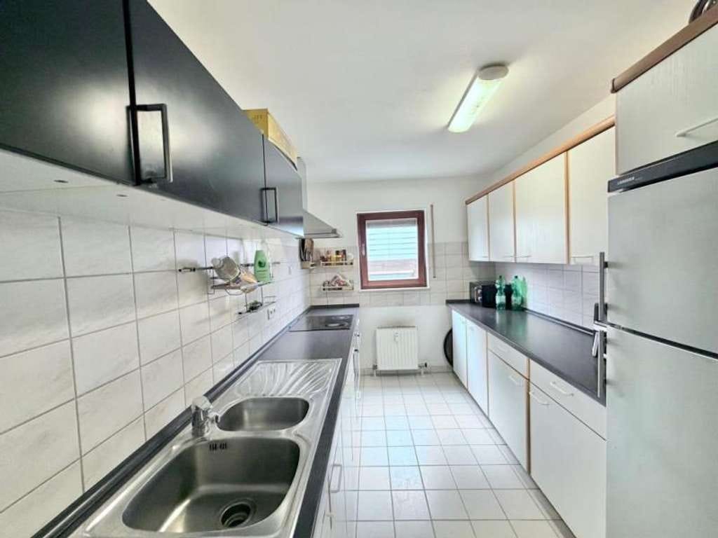 Immobilie in Tamm - Zugreifen lohnt sich! Interessante 3 Zimmer-Wohnung mit sonnigen Balkon! - Bild 3