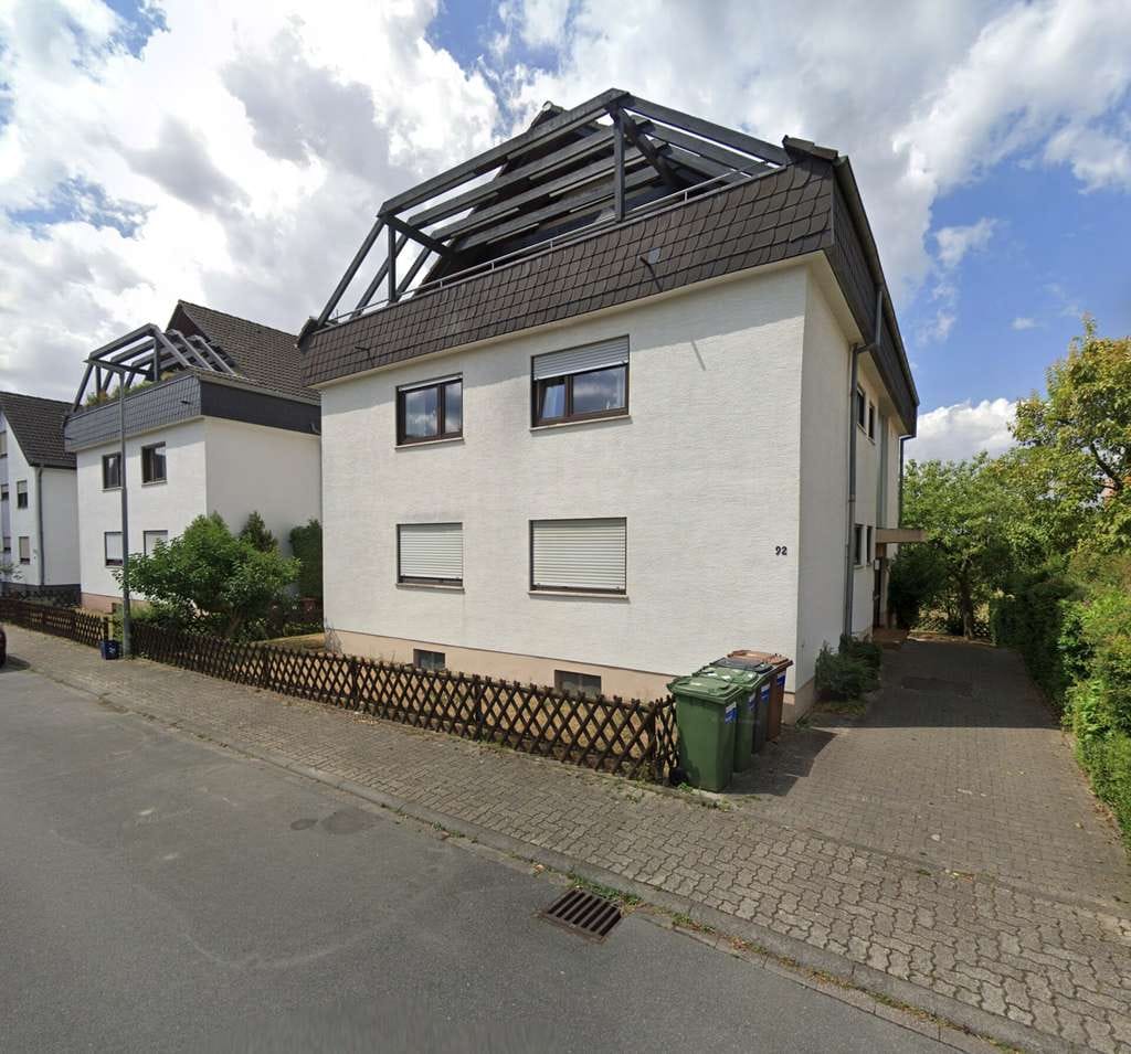Immobilie in Schriesheim - 3-Zimmer Dachgeschosswohnung mit Terrasse und KFZ-Stellplatz in Schriesheim - Bild 0