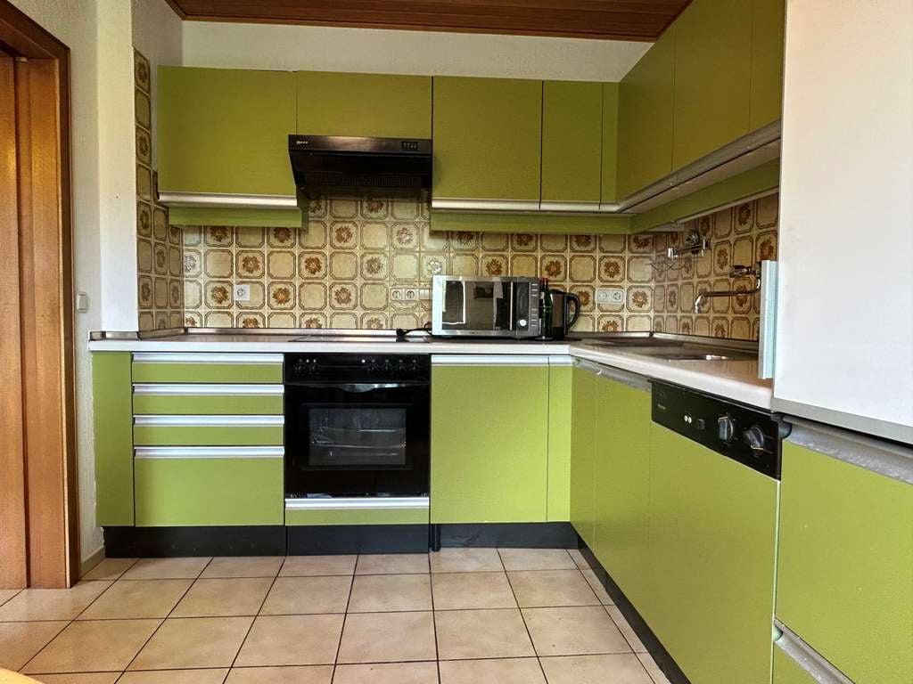 Immobilie in Herl - Großzügiges Einfamilienhaus auf ca. 2.160 m² Grundstück mit Entwicklungspotenzial in Herl - Bild 3