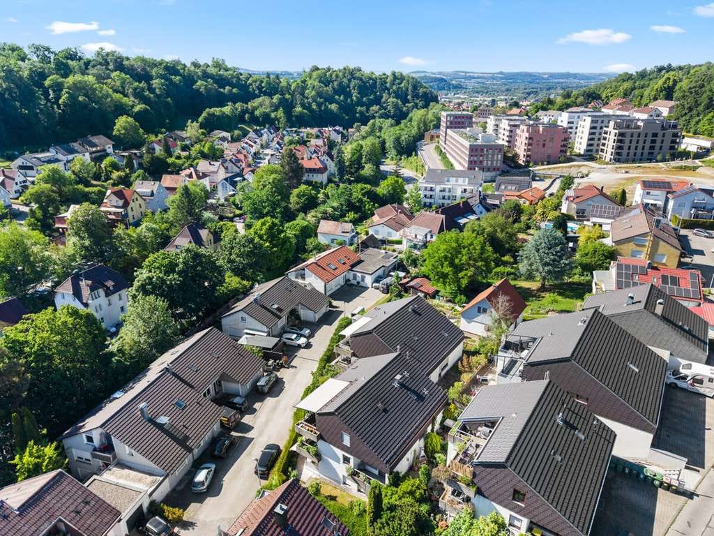 Immobilie in Ravensburg - Interessantes Mehrfamilienhaus in stadtnaher Lage von Ravensburg - Bild 2