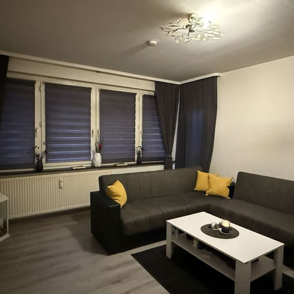 Immobilie in Barsinghausen - Praktisch geschnittene 3-Zi. Wohnung mit Loggia - Bild 2