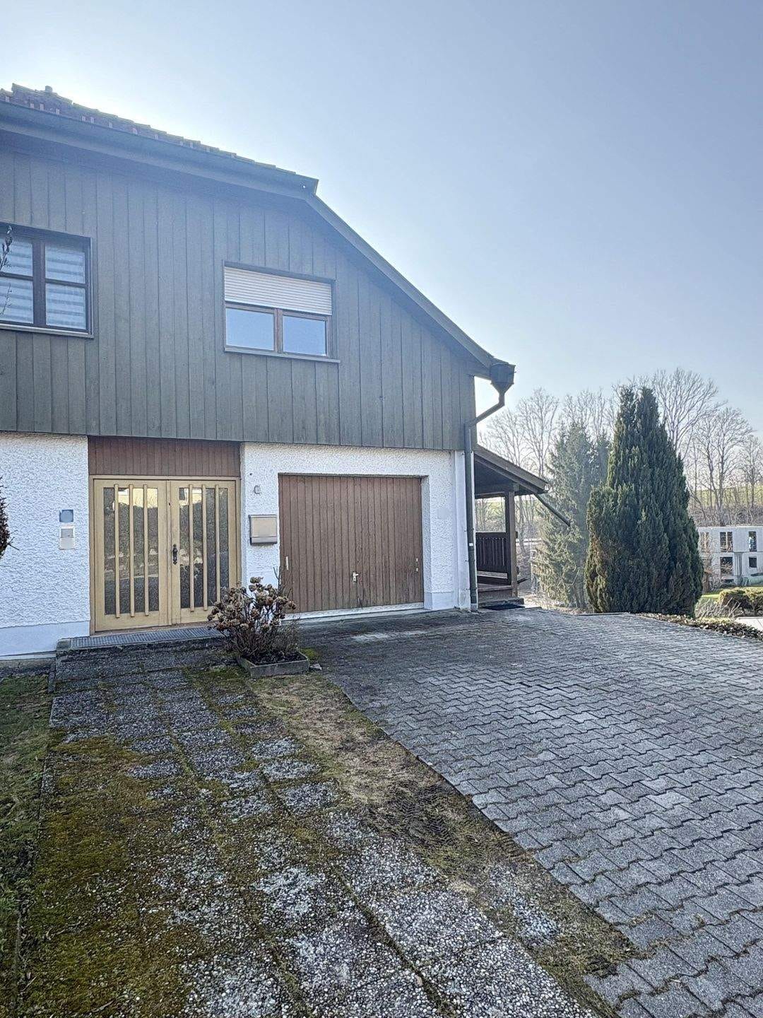 Immobilie in Passau - Fast wie ein eigenes Haus! 4-Zimmer-Maisonettewohnung mit großzügigen Garten in Passau-Grubweg - Bild 2