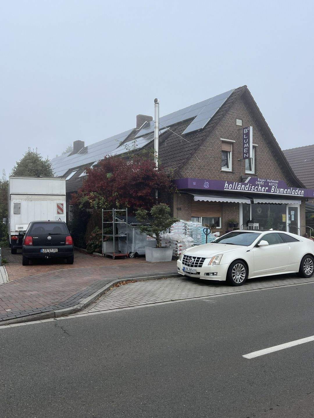 Immobilie in Ostrhauderfehn - Wohnen & Arbeiten im Grünen: Mehrfamilienhaus mit etablierter Gärtnerei, viel Platz und PV-Anlage - Bild 3