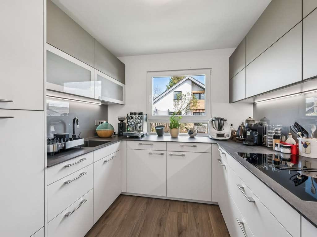 Immobilie in Lorch - Einfamilienhaus in ruhiger Lage mit Wintergarten, moderner Ausstattung &amp; großzügigem Garten - Bild 3
