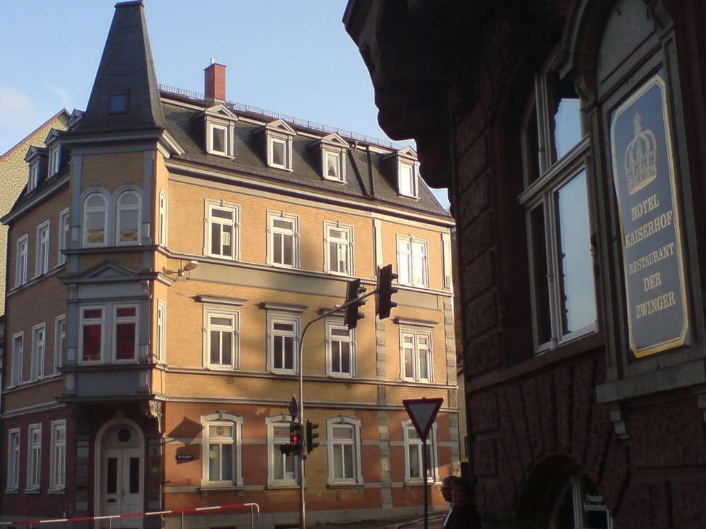 Immobilie in Eisenach - Investition: zentrale Lage in Altstadt & Bahnhofsnähe am Nikolaitor - Bild 1