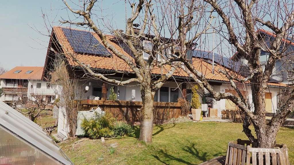 Immobilie in Altusried - Wohnen mit Zukunft - Großzügiges Einfamilienhaus mit Einliegerwohnung und Ausbaupotenzial - Bild 1