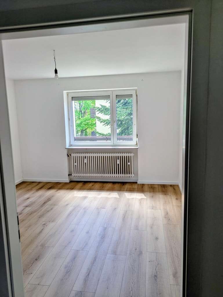 Immobilie in Kirchseeon - Helle 3 Zimmerwohnung (renoviert) ca. 73qm - Bild 2