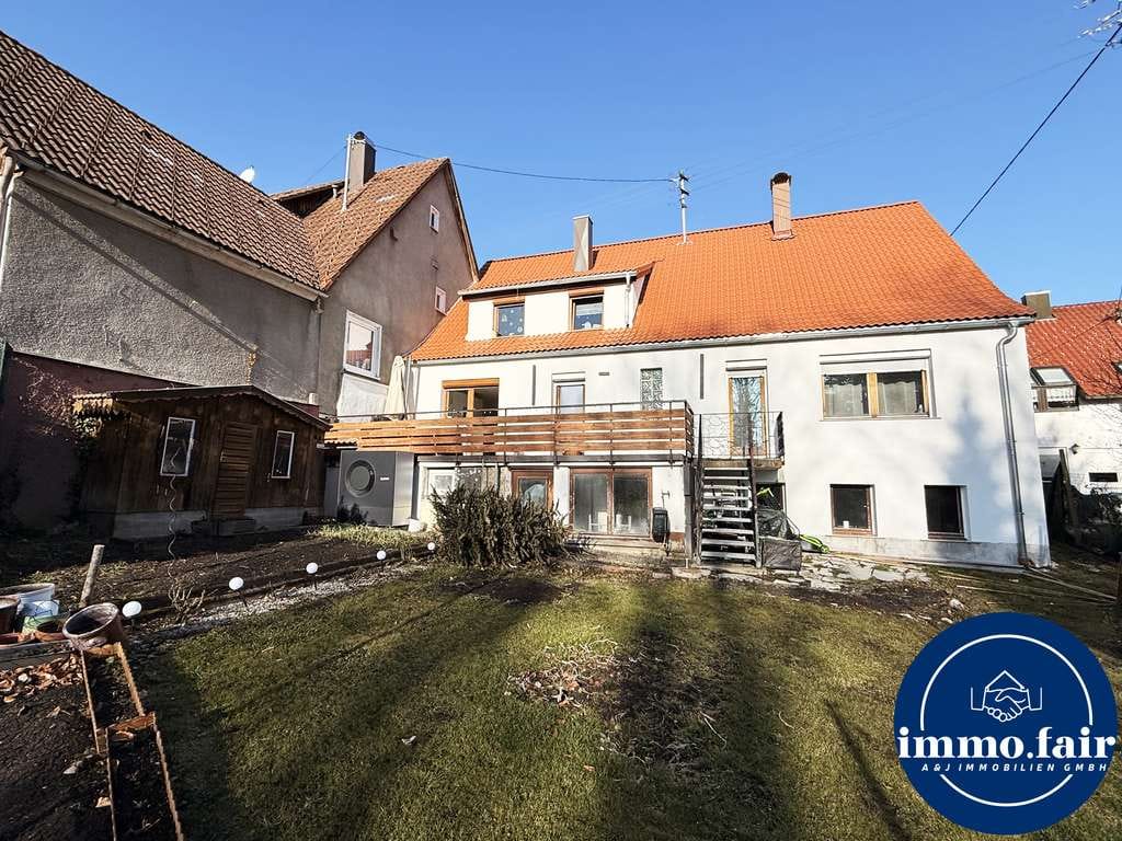 Immobilie in Grabenstetten - 🏡✨ Traumhaft saniertes Zweifamilienhaus – Perfekt für Familien 👨‍👩‍👧‍👦🌿 - Bild 2