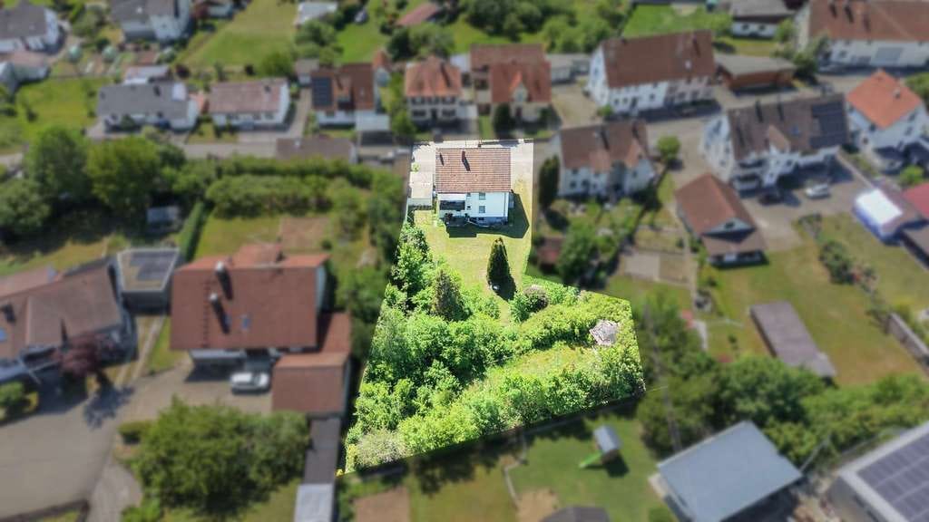 Immobilie in Scheer - Großzügiges Zweifamilienhaus mit parkähnlichem Grundstück & Bauplatz - Bild 3