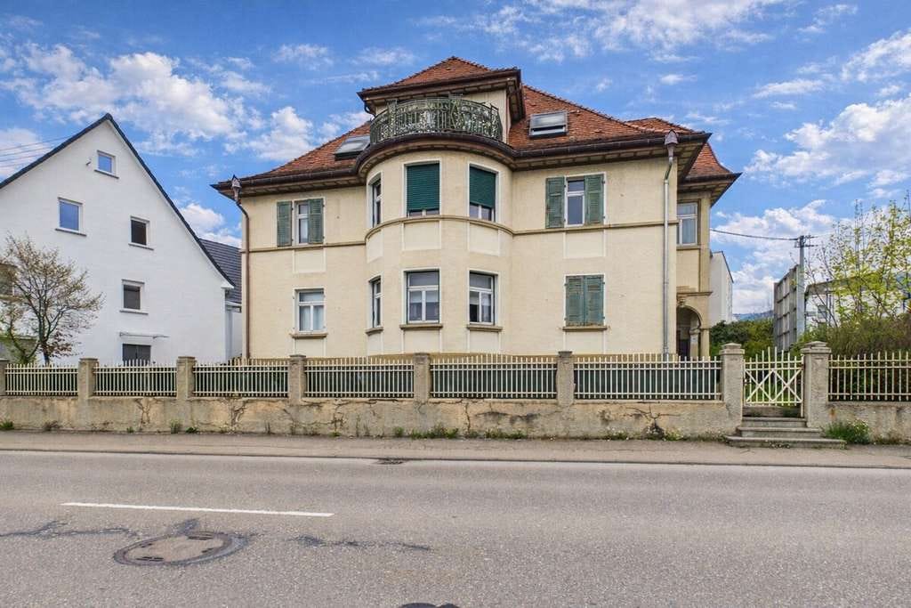 Immobilie in Spaichingen - Repräsentatives 3-Fam. Haus im Glanz vergangener Zeiten - Bild 0