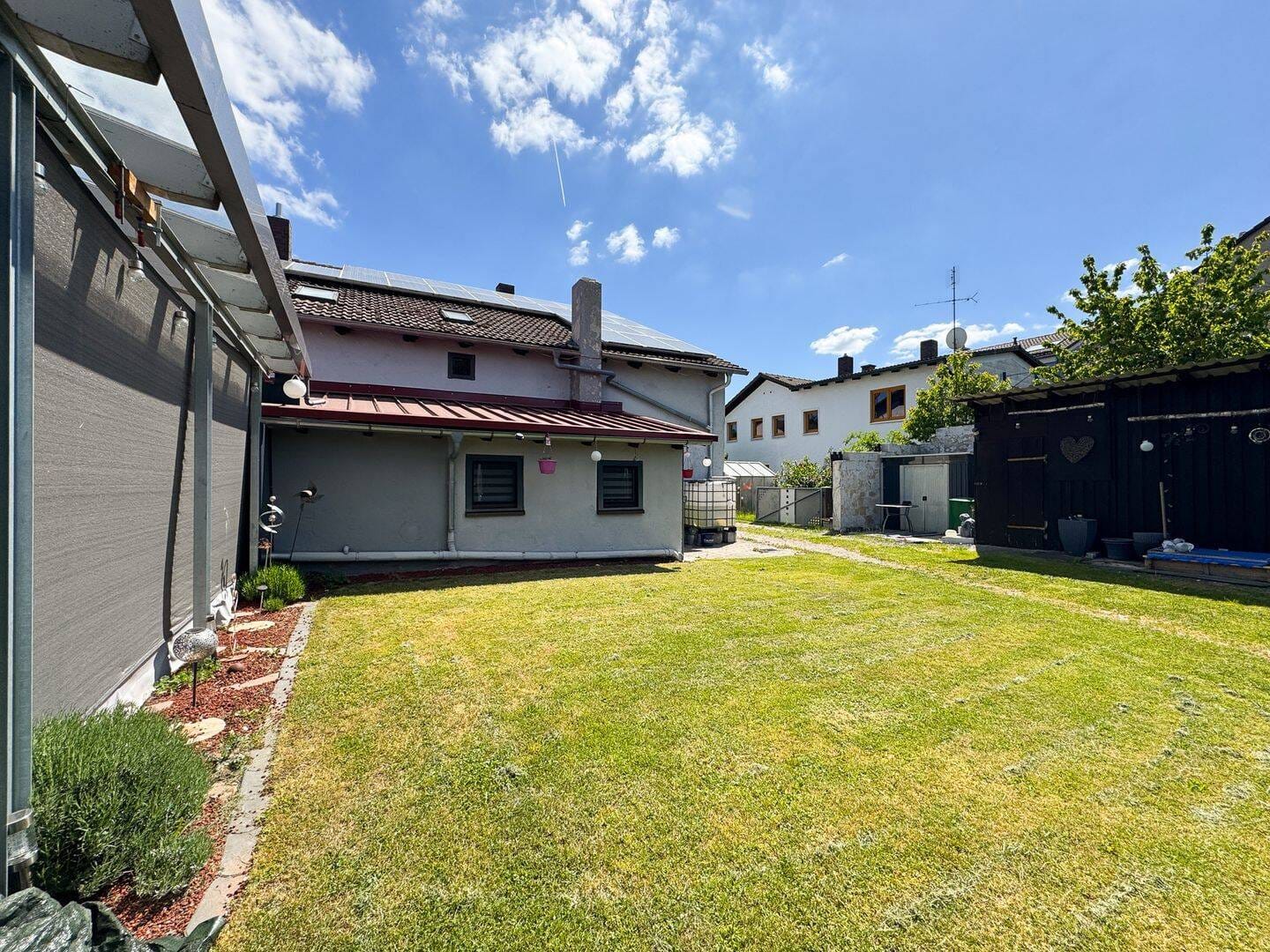 Immobilie in Langenaltheim - Großzügiges Zweifamilienhaus mit Garten, PV-Anlage und viel Platz - Bild 4