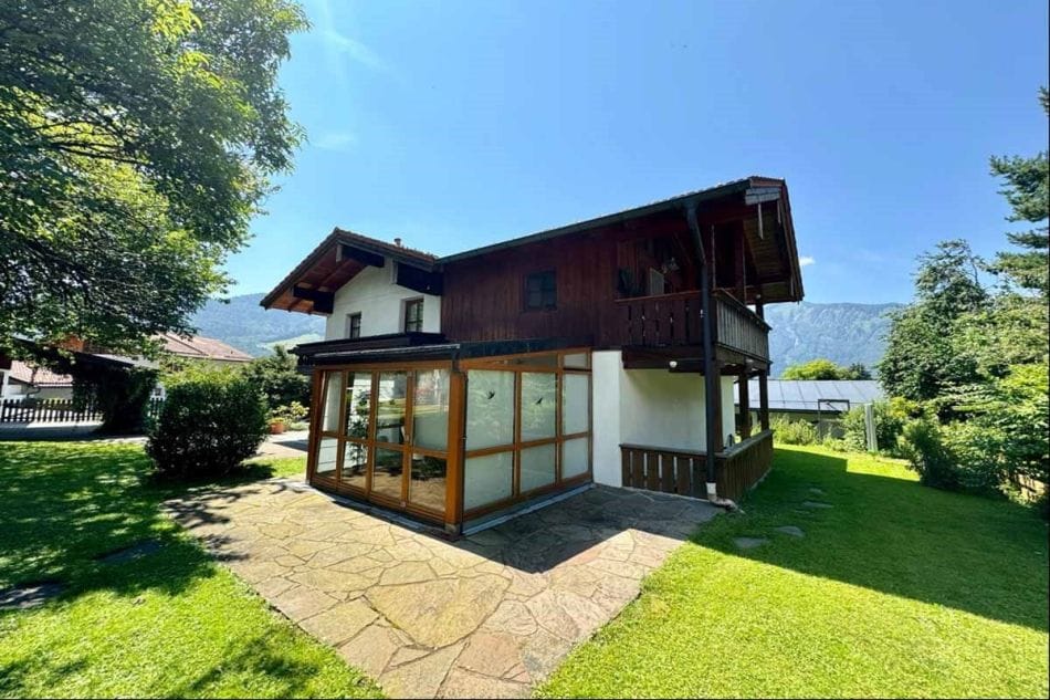 Immobilie in Bergen - Großzügiges Einfamilienhaus mit traumhaftem Ausblick und Potenzial in Holzhausen - Bergen  - Bild 2