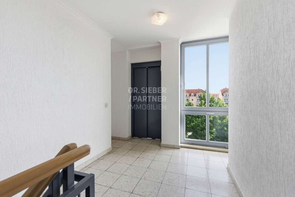 Immobilie in Borsdorf - **Helle Maisonettewohnung mit Balkon und Stellplatz – Ihre Chance im Umland von Leipzig!** - Bild 1
