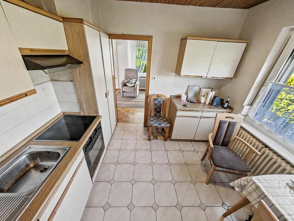 Immobilie in Vordorf - Vordorf: Großzügiges Einfamilienhaus mit Garage, Vollunterkellerung und Zukunftspotenzial - Bild 3