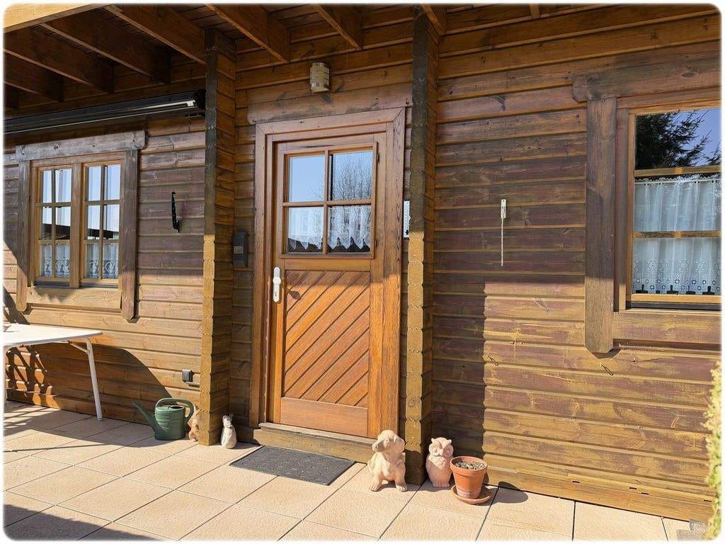Immobilie in Vöhl - Gepflegtes Wohnblockhaus mit Wintergarten und großem Grundstück! - Bild 1