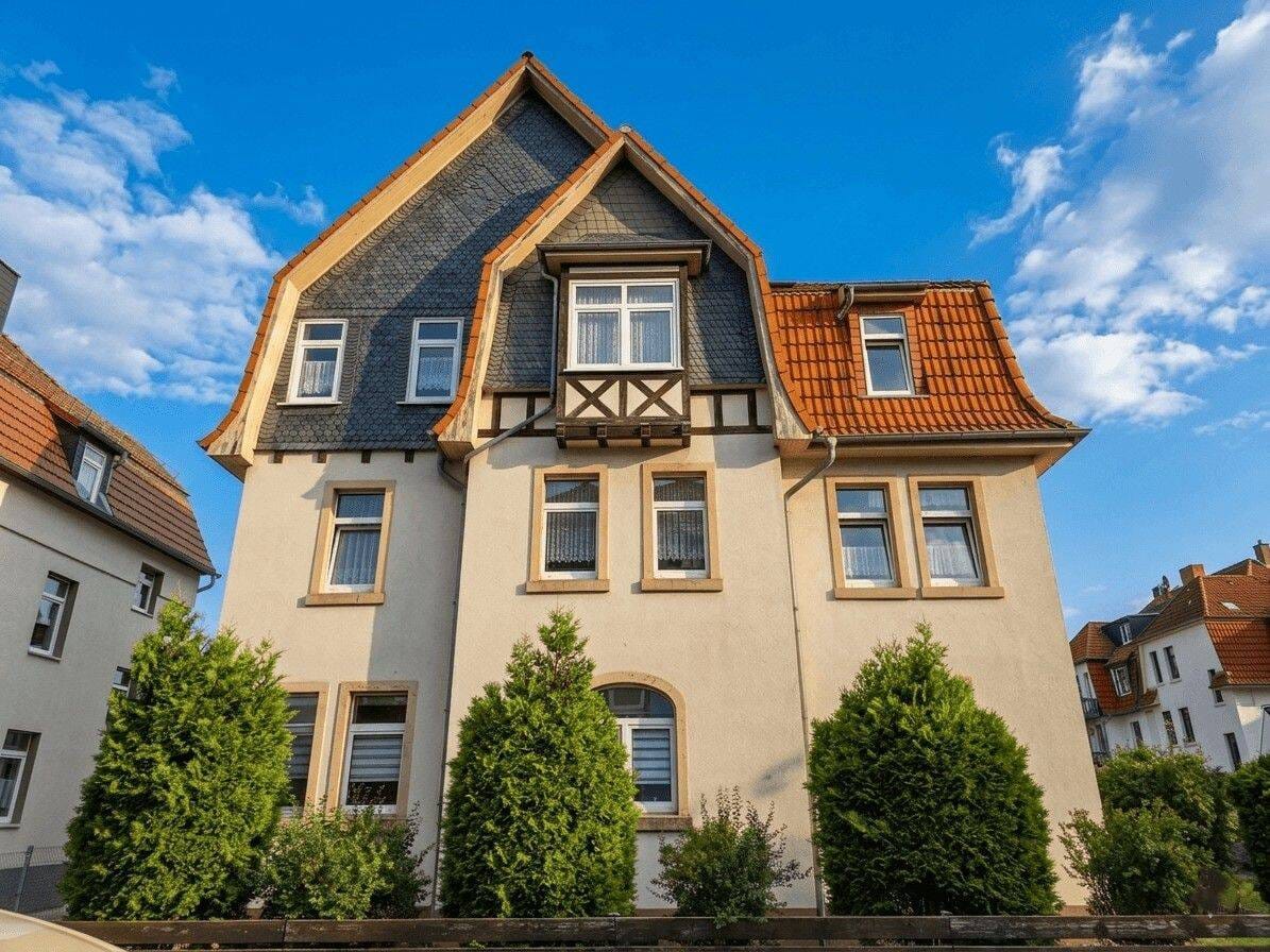 Immobilie in Gotha - Faktor 14 - Mehrfamilienhaus mit Stellplätzen in ruhiger Lage von Gotha - Bild 0