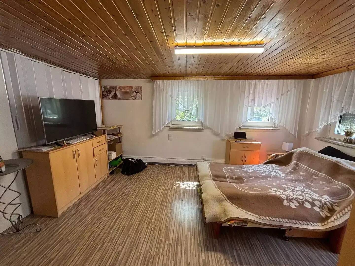 Immobilie in Lichtenstein - Solide Kapitalanlage: Charmantes Wohnhaus mit PV-Anlage im Herzen von Honau - Bild 1