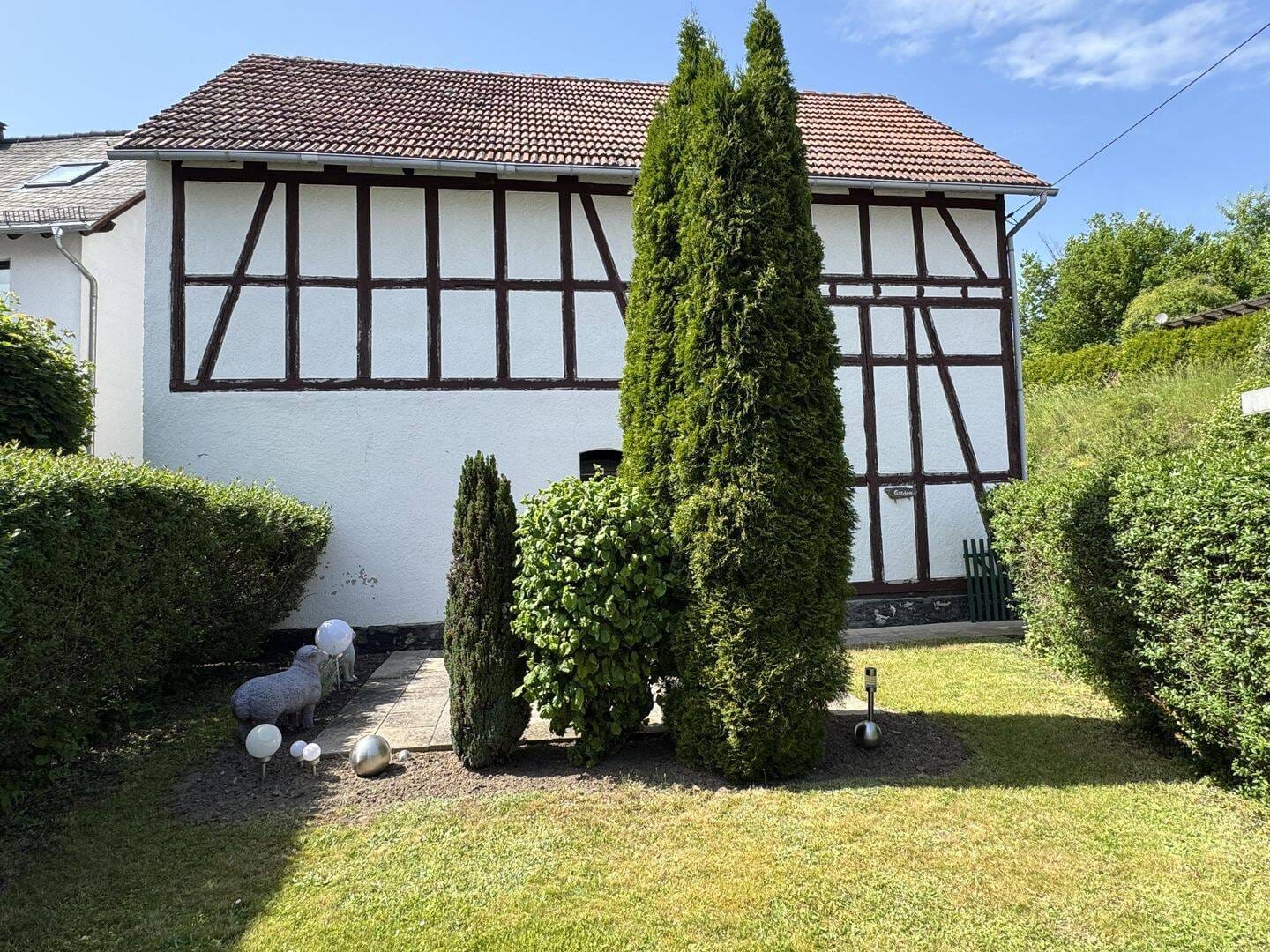 Immobilie in Gladenbach - Hier lässt es sich leben - Bild 2