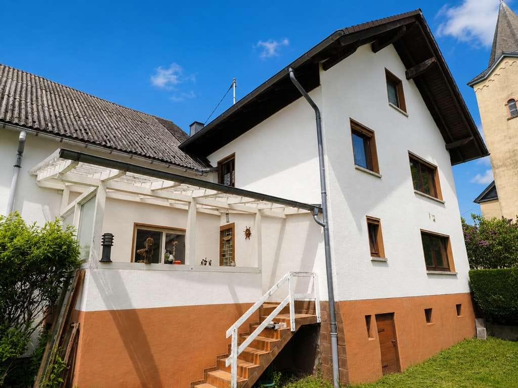 Immobilie in Marienrachdorf - Gemütliches Einfamilienhaus mit Nebengebäude auf großem Grundstück - Bild 2