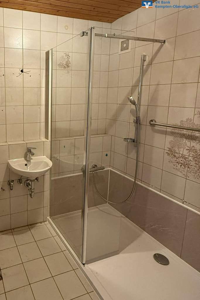 Immobilie in Waltenhofen - Interessante, freie 2-Zimmer-Wohnung zum Modernisieren in Waltenhofen-Hegge - Bild 4