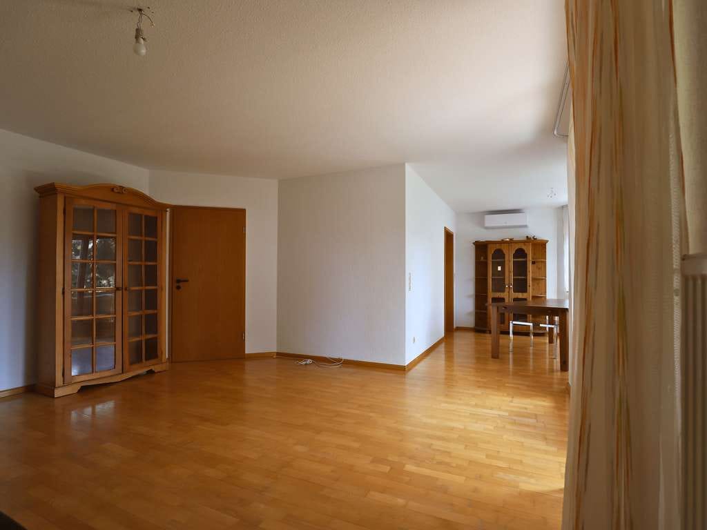 Immobilie in Ringsheim - Helle 3,5-Zimmer-Erdgeschosswohnung mit Gartenzugang, Balkon & Garage in ruhiger Lage - Bild 4
