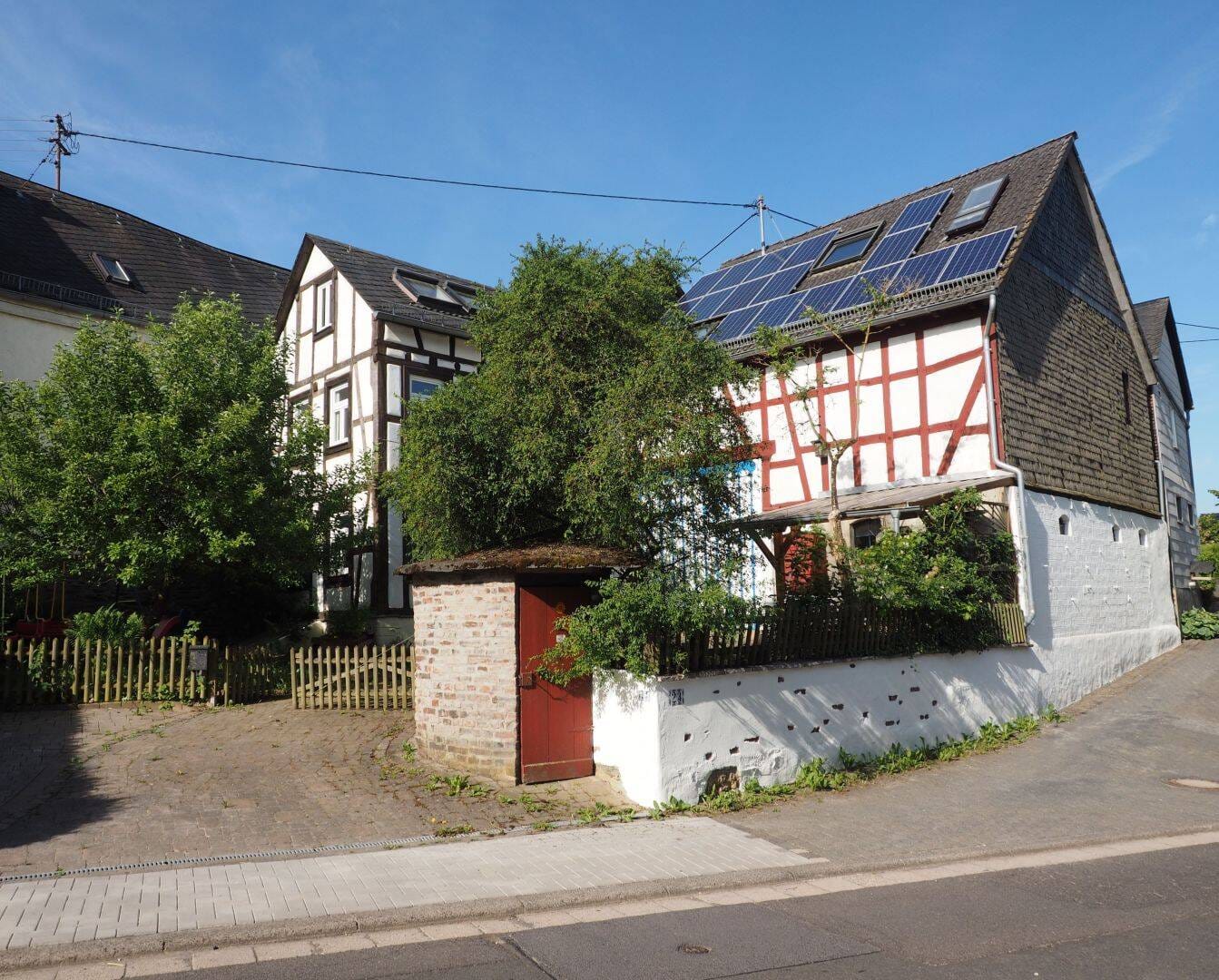 Immobilie in Uhler - Ökologisch saniertes Schmuckstück – Charmantes Ein- bis Zweifamilienhaus in Uhler - Bild 0