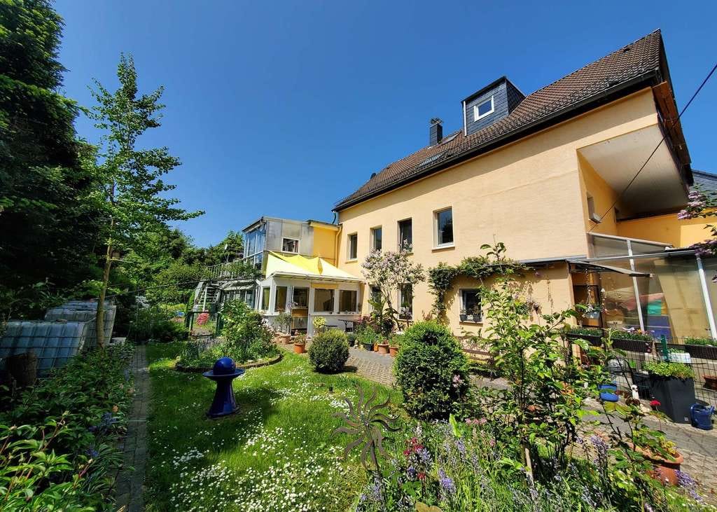Immobilie in Remscheid - Investoren aufgepasst: Vollvermietetes Ensemblehaus mit Wintergarten & Ausgebautem Dachboden - Bild 4