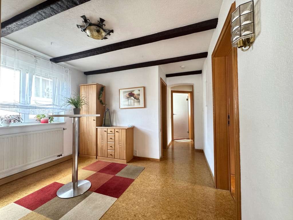 Immobilie in Sontheim an der Brenz - Wohnen und Wohlfühlen - schicke Doppelhaushälfte mit Wintergarten, Terrasse und grünem Rückzugsort - Bild 3