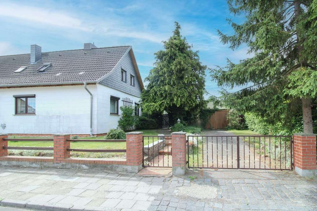 Immobilie in Pasewalk - Ermöglichen Sie sich den Familientraum: - Doppelhaushälfte mit Pool in Pasewalk - Bild 1