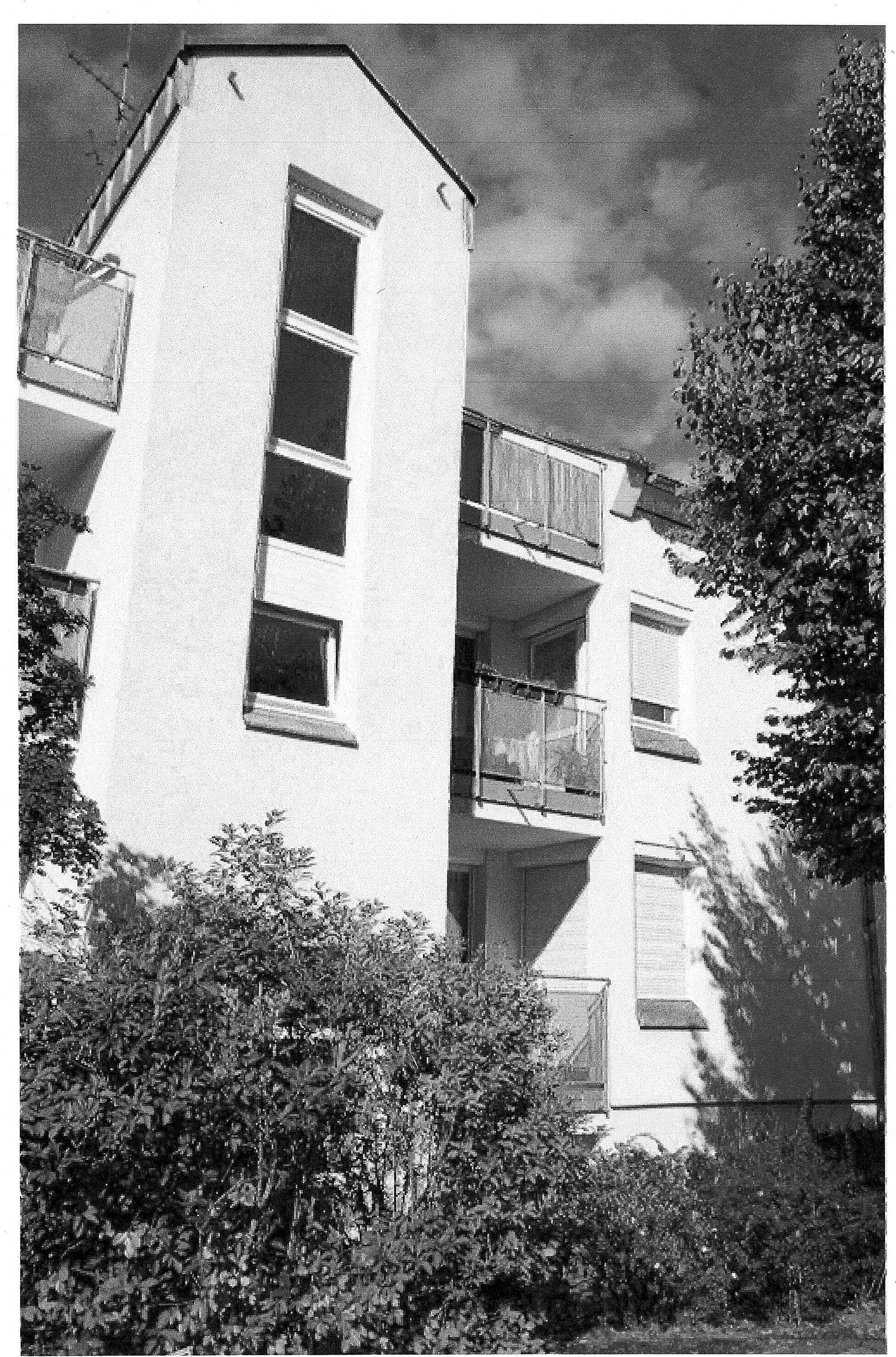 Immobilie in Weinböhla - ETW - Weinböhla bei Dresden, Lindenstr. 14, DG rechts, W 25 mit 2 Balkonen und TG-Stellplatz - Bild 0