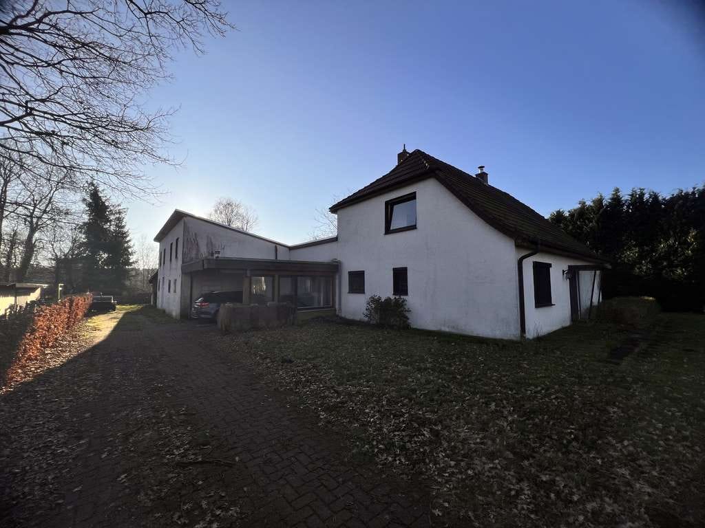 Immobilie in Hagen im Bremischen - Charmantes Einfamilienhaus, renovierungsbedürftig aber mit viel Gestaltungsspielraum - Bild 0