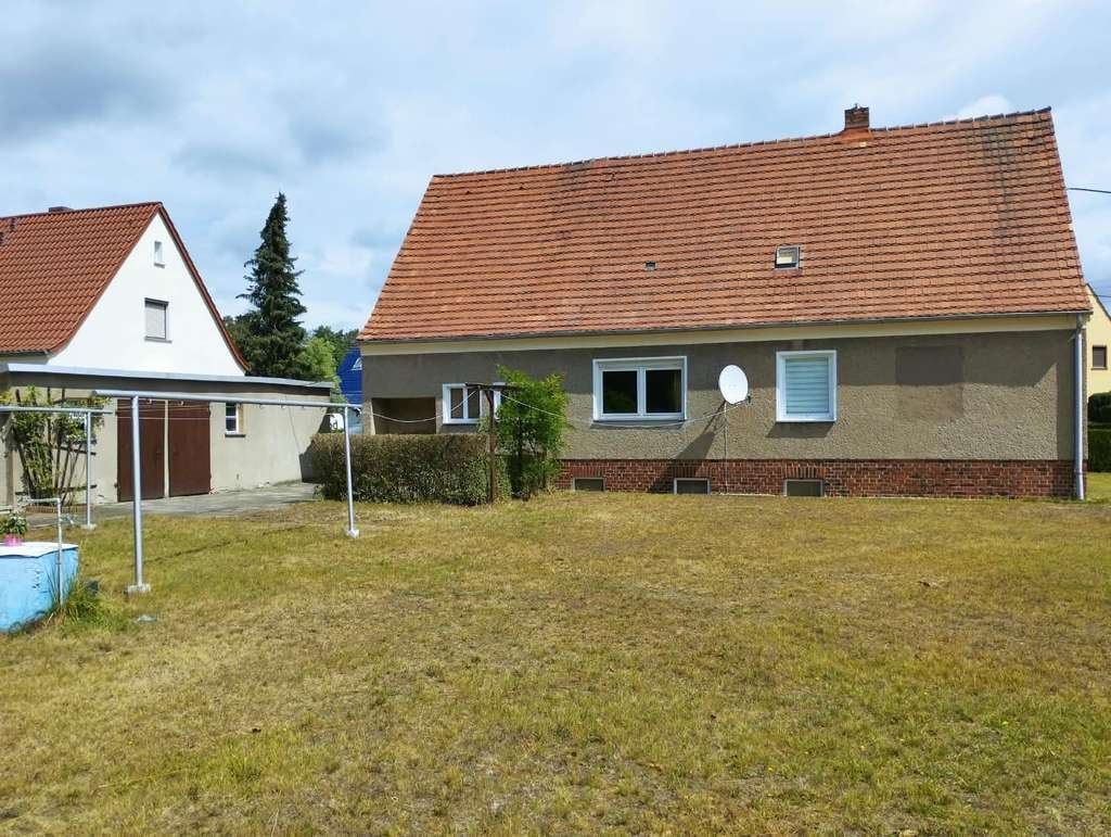 Immobilie in Lauta - Freistehendes Einfamilienhaus mit großzügigem Garten von Privat - Bild 2