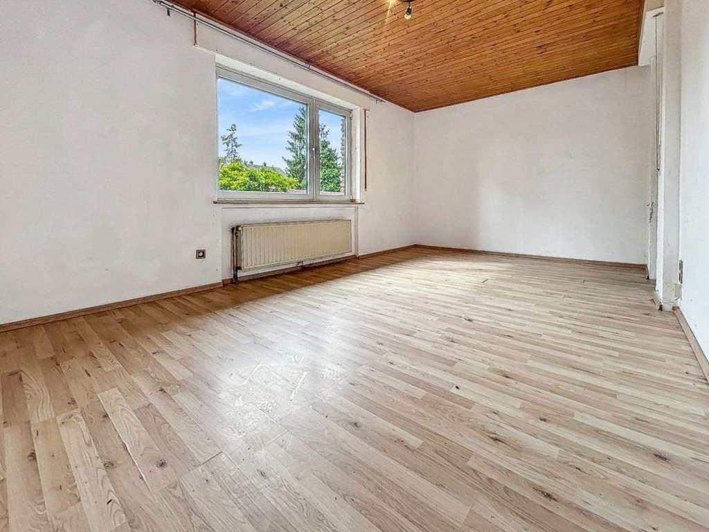 Immobilie in Rheinberg - Reihenendhaus mit großem Grundstück in Rheinberg/Orsoyerberg - Bild 3