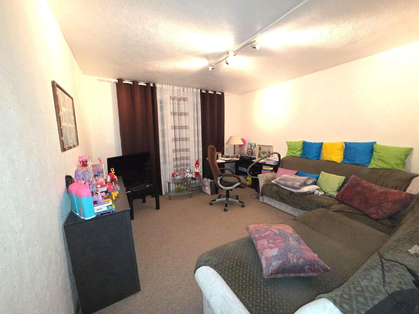 Immobilie in Koblenz - Zwei Wohnungen in begehrter Lage mit großer Terrasse und Garage - Bild 2