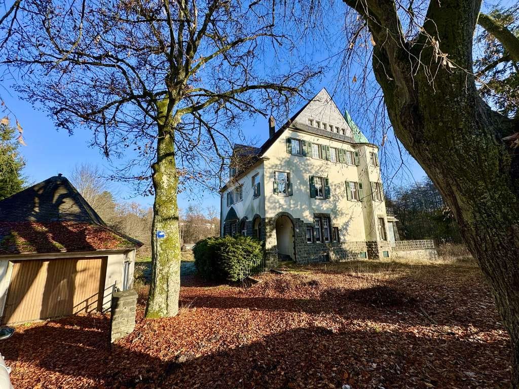 Immobilie in Wiehl - Traumhafte Jugendstilvilla mit Bauland in Wiehl - Bild 3