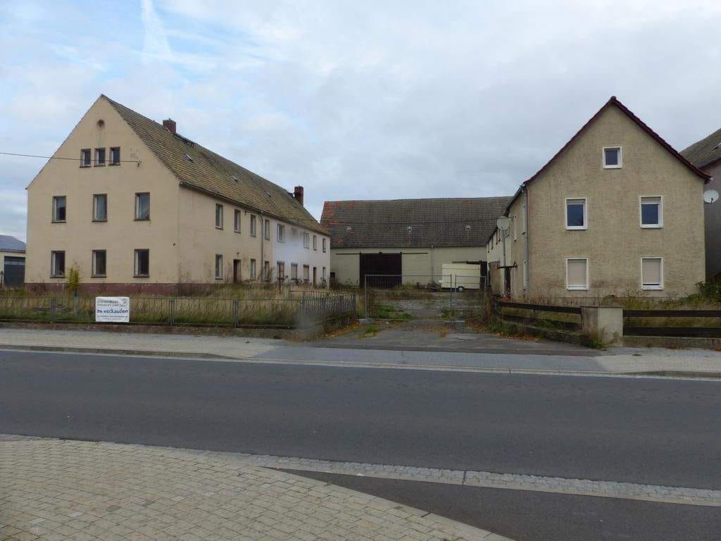 Immobilie in Liebschützberg - Großer Dreiseitenhof in der Gemeinde Liebschützberg zu verkaufen - Bild 0