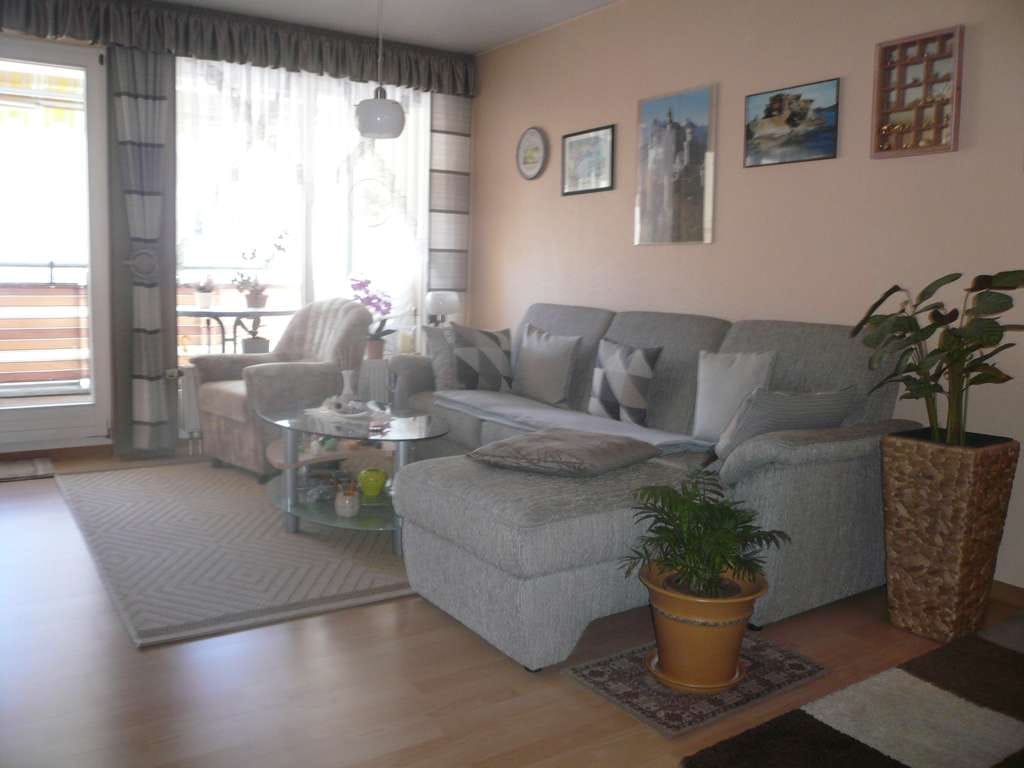 Immobilie in Auerbach/Vogtland - sonnenverwöhnte 3-Raum-Wohnung mit Balkon und TG-Stellplatz - Bild 3