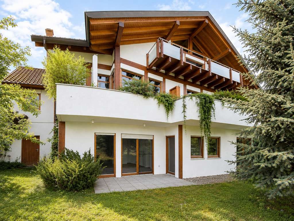 Immobilie in Weissach - Architektenhaus mit Wow-Faktor: Wohnhaus mit 3 Einheiten in Traumlage - Bild 1