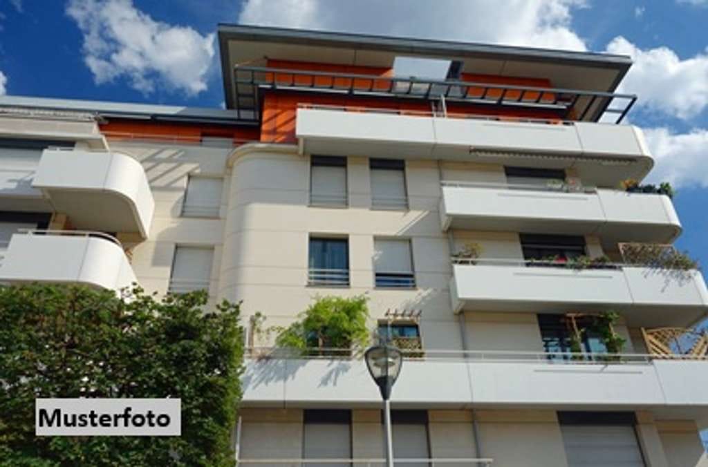 Immobilie in Jänschwalde - Mehrfamilienhaus mit 3 Wohnungen und Ausbaureserve im DG für 3 weitere Wohnungen - Bild 0
