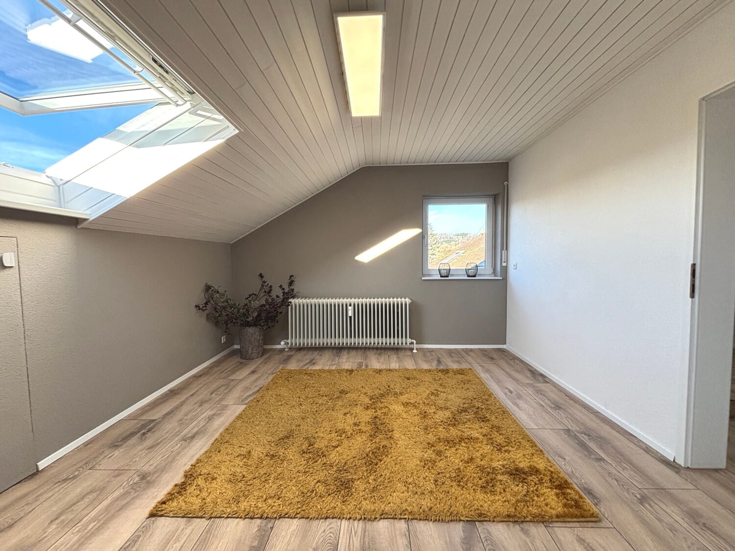 Immobilie in Ottenbach - Frisch renovierte 4-Zimmer-Wohnung in ruhiger Wohnlage - Bild 4