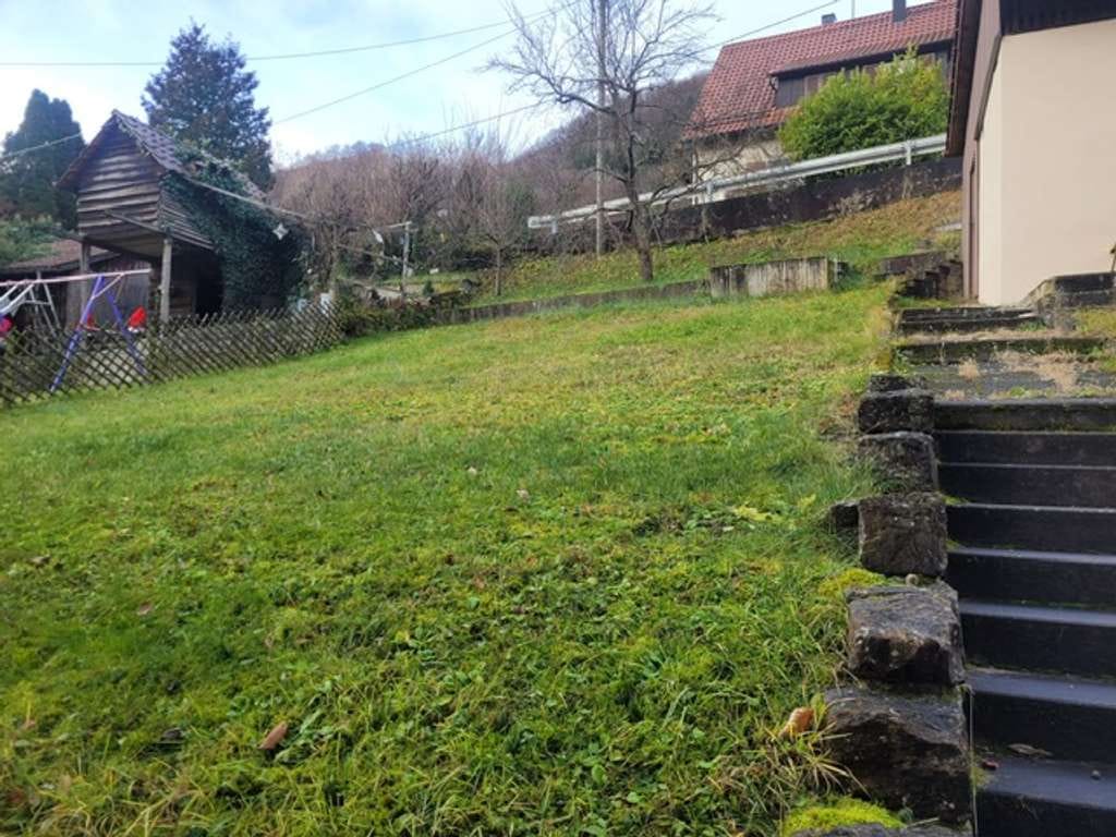 Immobilie in Lichtenstein - Gepflegtes Ein-/2-Familienhaus in ruhiger Lage, provisionsfrei für Käufer - Bild 2