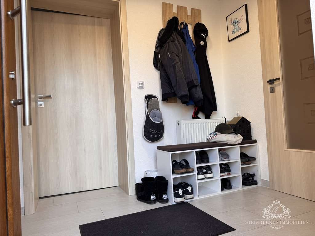 Immobilie in Kleinfurra - Zwei Hälften, ein Traum: Modernes Zweifamilienhaus in ruhiger Lage mit Ausbaupotenzial - Bild 4
