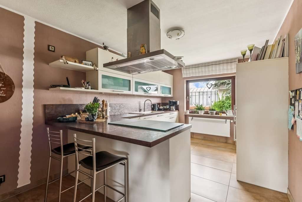 Immobilie in Stein-Bockenheim - Familienfreundliches Zuhause mit Sauna und Ausbaupotenzial in Stein-Bockenheim! - Bild 4