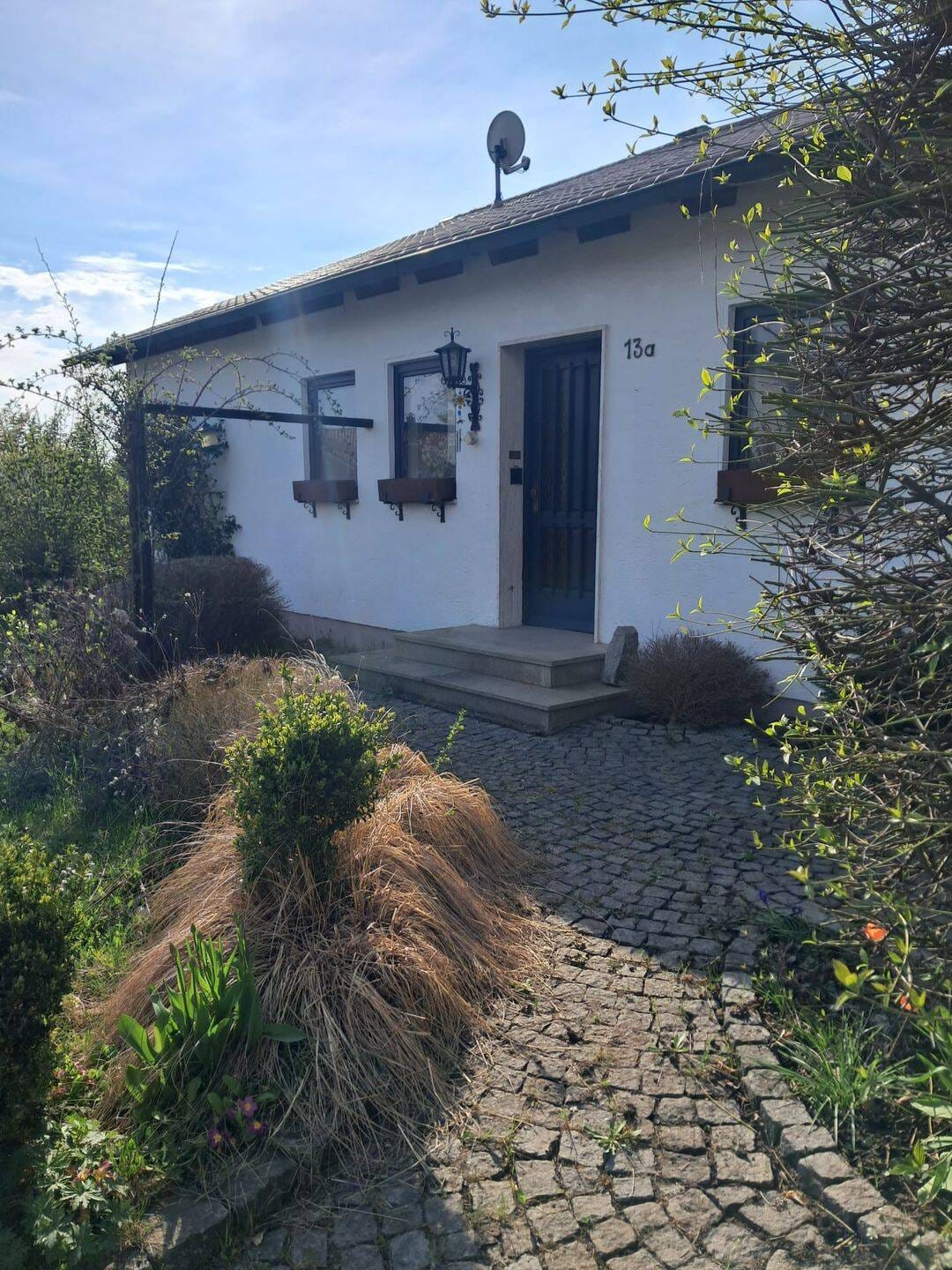 Immobilie in Mallersdorf-Pfaffenberg - Gepflegtes 1-FH mit zwei Garagen in Mallersdorf-Pfaffenberg - Bild 3