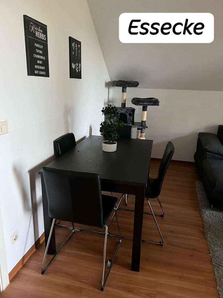 Immobilie in Langenmosen - Kapitalanleger aufgepasst! 2-Zimmer-Dachgeschosswohnung mit Balkon in Langenmosen zu verkaufen! - Bild 1