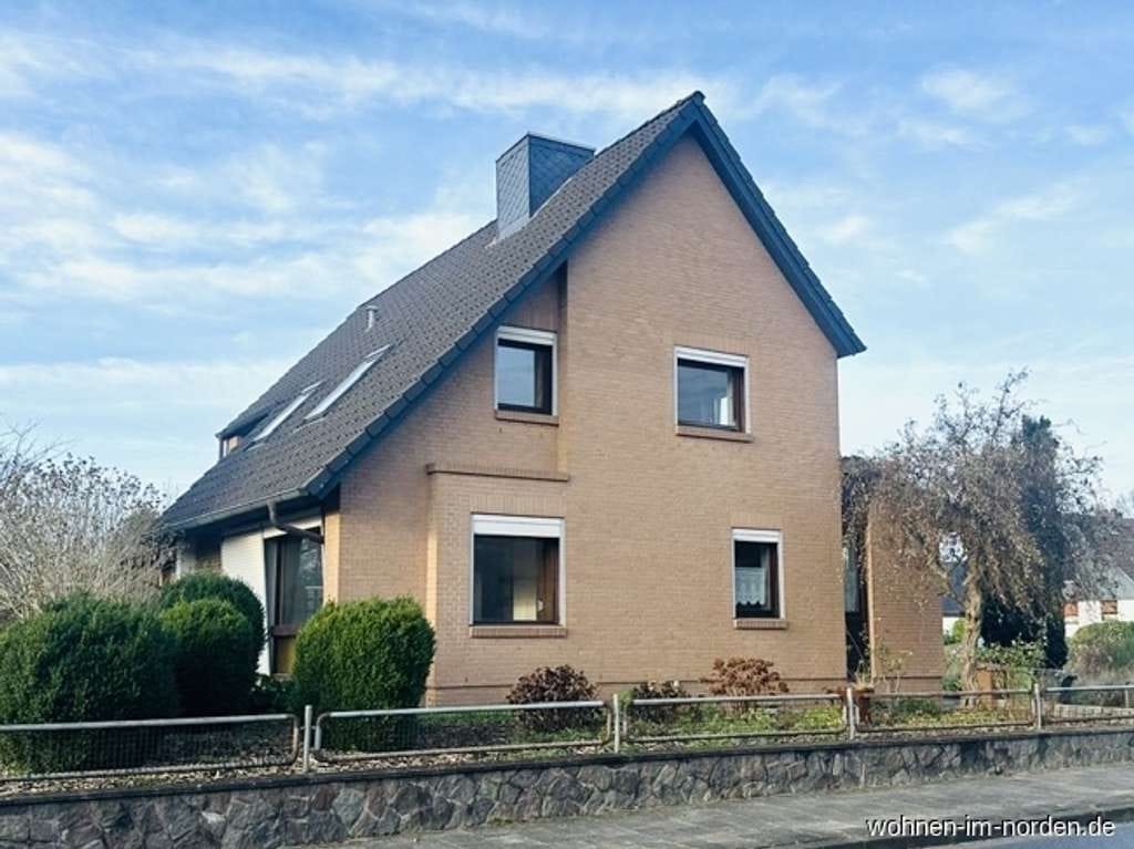 Immobilie in Preetz - Preetz- Großzügiges und solides Einfamilienhaus mit vielseitig nutzbarem Anbau - Bild 1