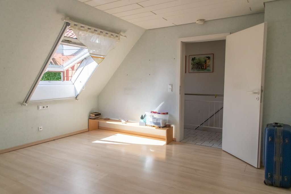 Immobilie in Bad Friedrichshall - 2-3 -Familienhaus mit separatem Büro - Bild 4