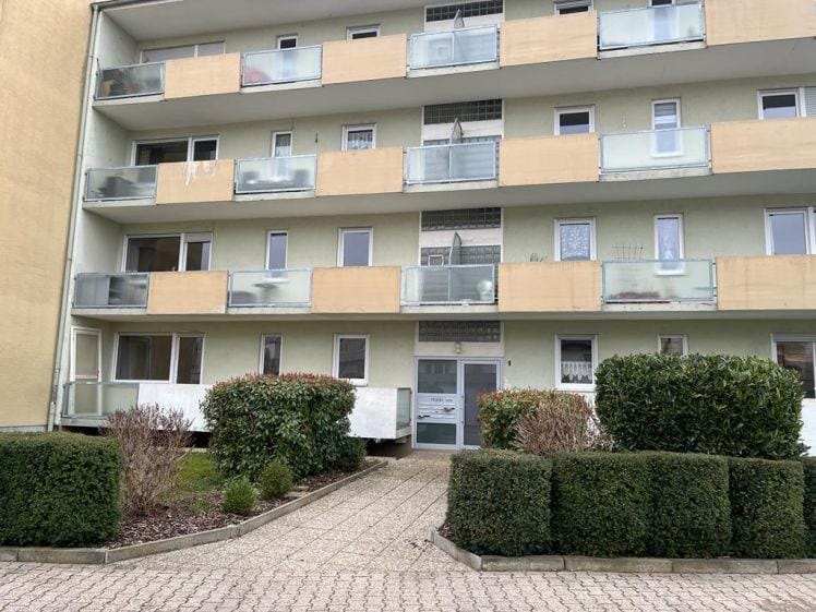 Immobilie in Grünstadt - Kapitalanlage oder selber einziehen, WHG plus Garage zu verkaufen - Bild 0