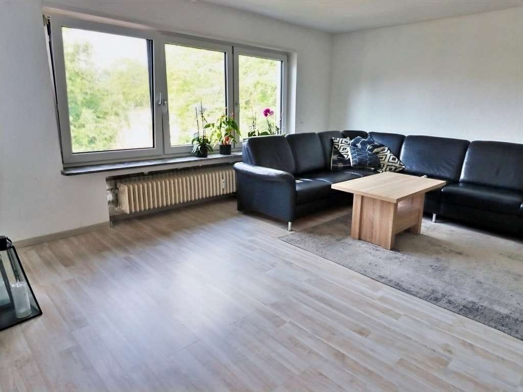 Immobilie in Forst - Große 4,5-Zimmer-Wohnung in Forst! - Bild 3