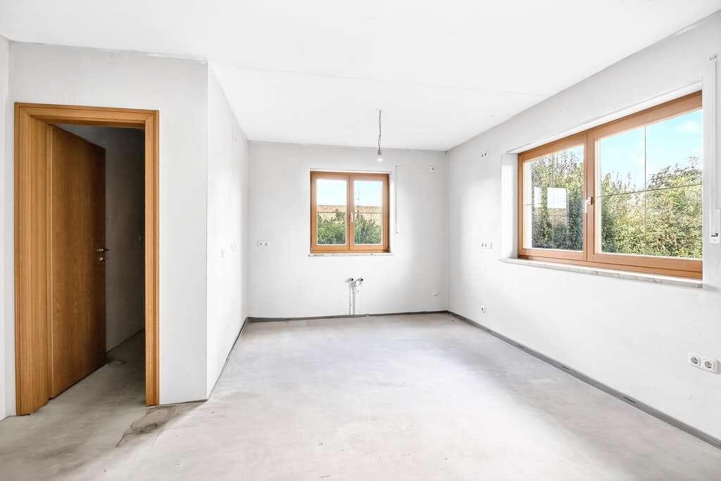 Immobilie in Dasing - Charmantes Einfamilienhaus in ruhiger Lage mit Einliegerwohnung und großem Garten - Bild 3